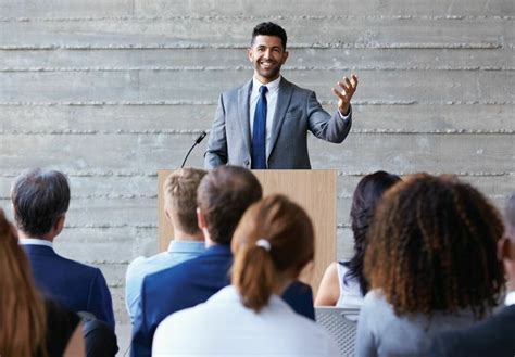﻿¿cómo puede beneficiar tu carrera hablar en público?