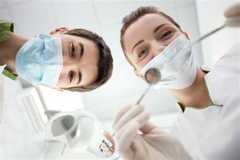 ﻿¿cómo se convirtió la odontología en la carrera que es hoy?