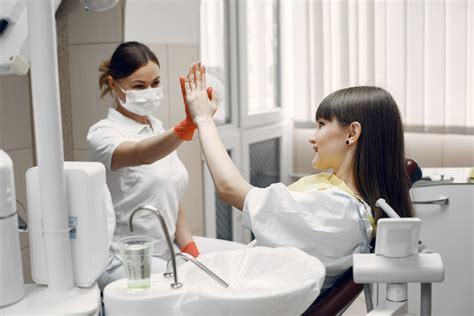 ﻿¿en qué se diferencia un higienista dental de un dentista?